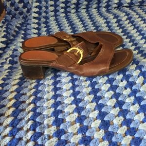 liz claiborne flex quadro leather sandles size 9m